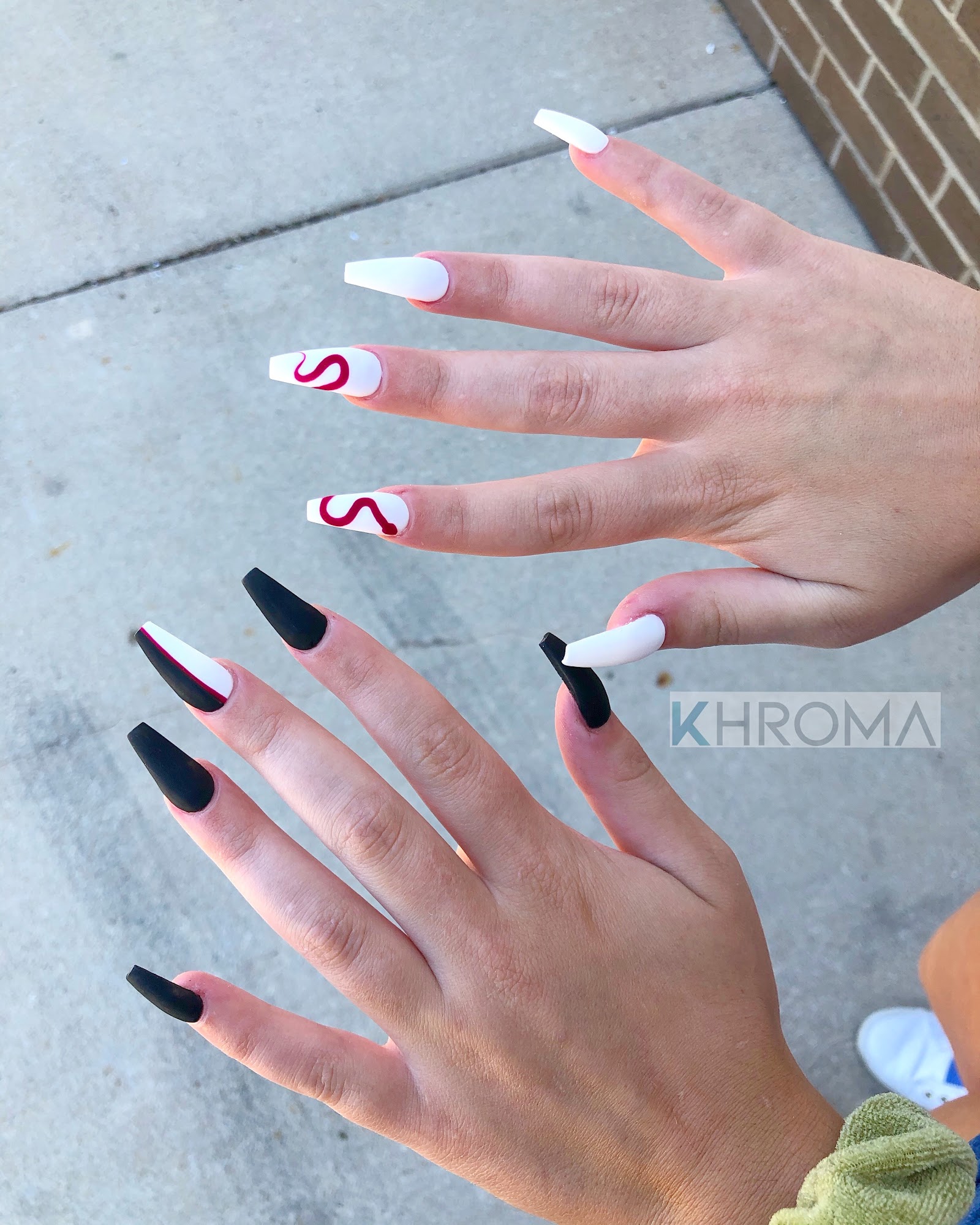 Khroma Nail Salon nail photo 4